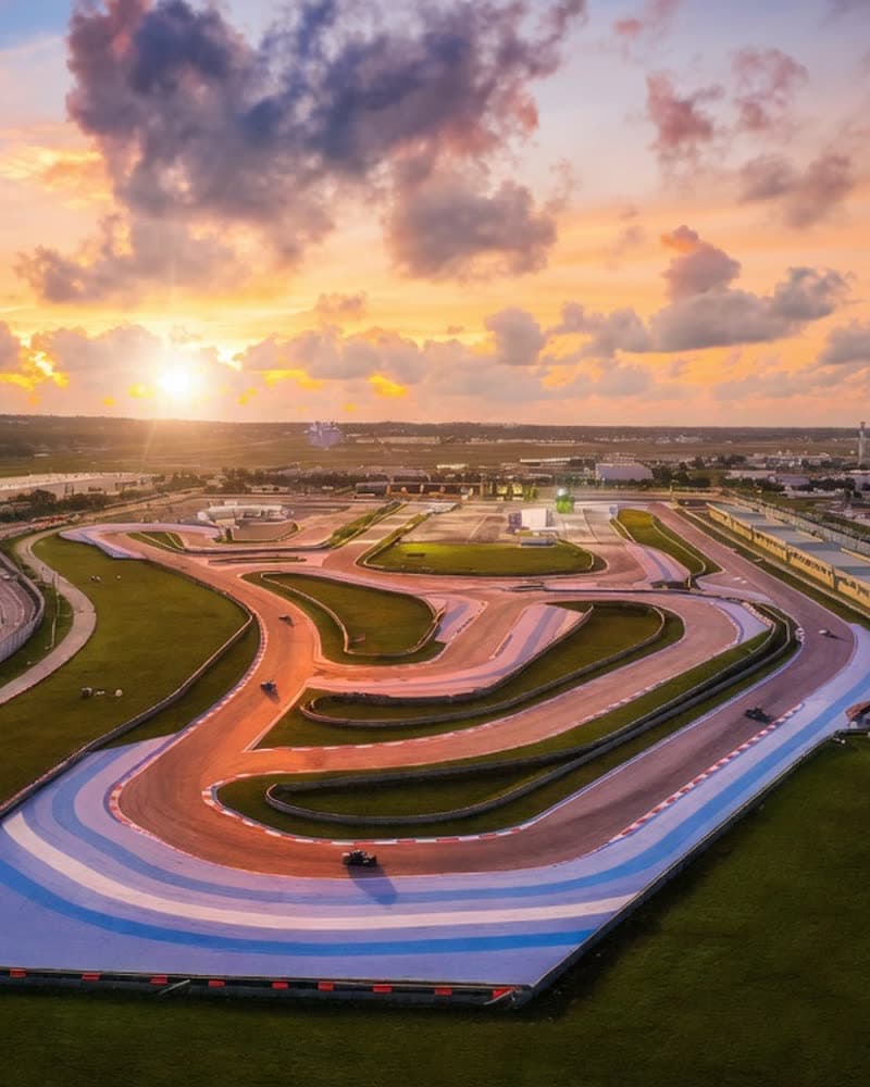 Race Tracks